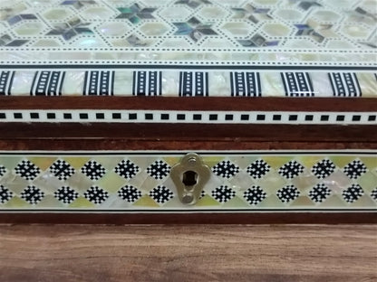 Wood Jewelry Box Inlaid mother of Pearl Egyptian Handmade (8" X 5.2" x 2.4" inch)