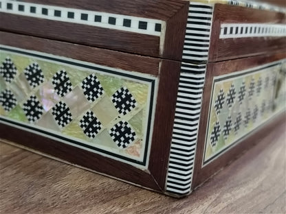 Wood Jewelry Box Inlaid mother of Pearl Egyptian Handmade (8" X 5.2" x 2.4" inch)