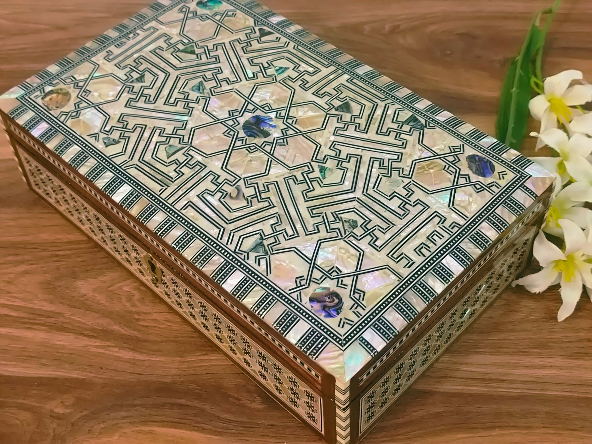 Wood Jewelry Box Inlaid mother of Pearl Egyptian Handmade x x inch)